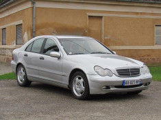 Mercedes C220, 2.2 CDI, an 2003 foto