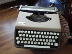 masina de scris ANTARES made in ITALY foto