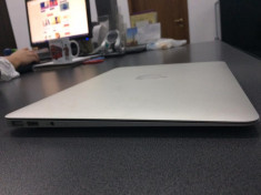 Macbook Air, 13 inch, 4 GB foto