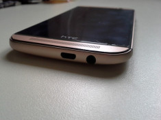 HTC ONE M8 Gold aproape impecabil foto