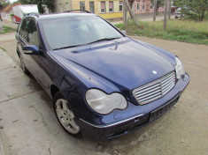 Mercedes C270, 2.7 CDI Diesel, an 2003 foto