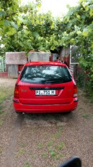 vand ford focus foto