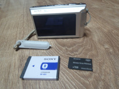 Aparat foto SONY Cyber-shot DSC-T70( cu Touchscreen) + card Sony 1GB foto