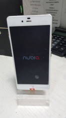 ZTE NUBIA Z9 MINI (LM03) foto