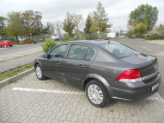 Opel Astra CDTi 1,7 (2009) foto