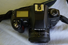 Nikon F80 S si Nikkor AF 50 mm 1,8 D foto