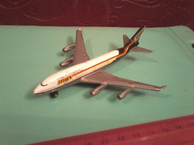 bnk jc Matchbox -Boeing 747-400 foto