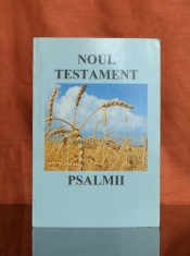 Carte - Noul Testament si Psalmii ( &amp;quot;Second Edition&amp;quot; anul 1998 ) #328 foto