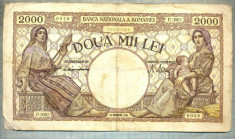 A1047 BANCNOTA-ROMANIA-2000 LEI- 10 OCTOMVRIE 1944-SERIA3002-starea care se vede foto