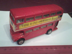 bnk jc Juniors - London Bus K710 foto