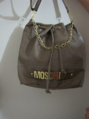 GEANTA MOSCHINO -MODEL NOU -DIMENSIUNE 34 X 25 CM- foto