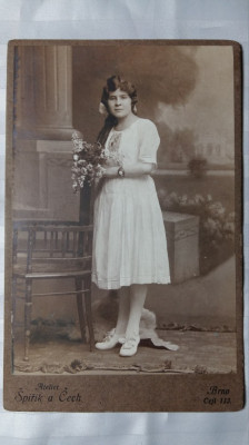 FOTOGRAFIE VECHE DE CABINET - TANARA DOAMNA - SFARSIT DE 1800 INCEPUT DE 1900 foto
