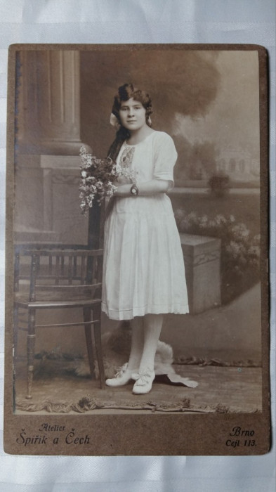 FOTOGRAFIE VECHE DE CABINET - TANARA DOAMNA - SFARSIT DE 1800 INCEPUT DE 1900