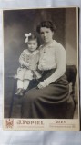 FOTOGRAFIE VECHE DE CABINET - MAMA SI FIICA - DATATA 1916 - TINUTA DE EPOCA