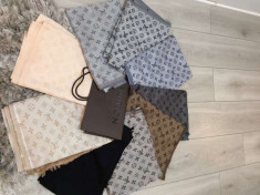 SALURI/ESARFE LOUIS VUITTON ,SUPER CALITATE /SEZONUL RECE/MATERIAL TIP CASMIR foto