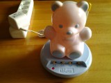 Baby Monitor Chicco cu Lampa Veghe Muzicala, 2 Canale, Raza 150m - Unitate Copil (Fara Unitate Parinte)