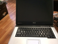 Laptop Asus model PR031U .fara hard .Functional dar vezi detalii. foto