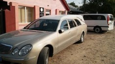 LIMUZINA FUNERARA DRIC MERCEDES W211-270 CDI foto