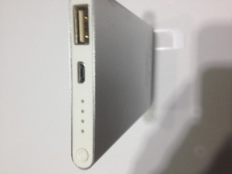 Baterie Externa acumulator extern ULTRA SILIM power Bank 8800mAh BV-02 foto mare Baterie Externa acumulator extern ULTRA SILIM power Bank 8800mAh BV-02 foto mare