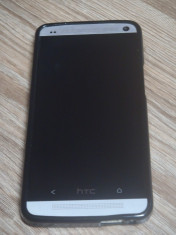 HTC One M7(4G LTE) de 32GB, argintiu-liber in orice retea. foto