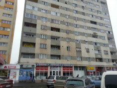 Apartament cu 4 camere de vanzare in Micro 15 Milcov 7 foto