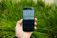 Vand Samsung S7 black nou nout rezistent la apa IP68 foto