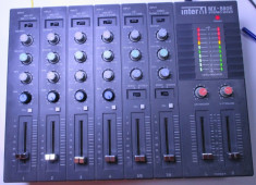 un mixer audio Korean InterM functional foto