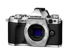 Olympus E-M5II Body silver foto