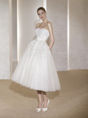 Rochie de mireasa Fara Sposa foto