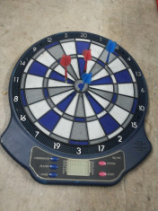 Joc electronic ,&amp;quot;Darts&amp;quot;,cu afisaj cuart si sageti foto