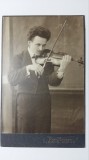 FOTOGRAFIE VECHE DE CABINET - VIOLONIST - PROBABIL O PERSONALITATE - 16 X 11 CM