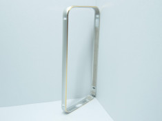 Husa bumper metal argintiu cu clema pentru telefon Apple iPh foto