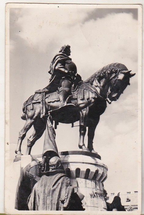 bnk cp Cluj - Statuia lui Matei Corvin - circulata 1948 - marca IOVR