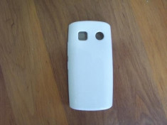 Husa silicon alb lucios pentru telefon Nokia 500 foto