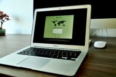 MacBook Air (13-inch, Mid 2012) 128GB foto