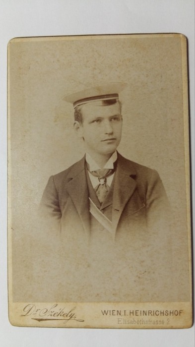 FOTOGRAFIE VECHE - FORMAT CDV - DATATA 1897