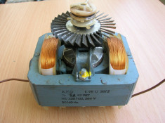 motor magnetofon Telefunken foto