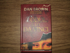 Codul lui Da Vinci de Dan Brown foto