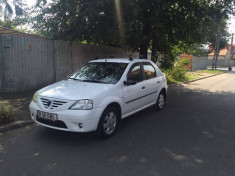 Vand Dacia Logan 2006 Motor 1.6 Benzina foto