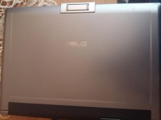 Laptop vechi Asus foto