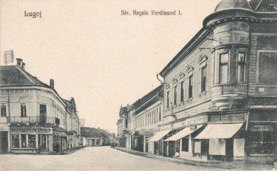 LUGOJ STRADA REGELE FERDINAND I MARE MAGAZIN DE STICLARIE SI PORTELAN foto