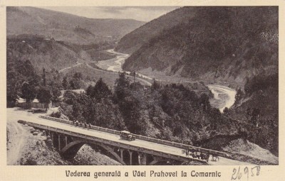 VEDERE GENERALA A VAEI PRAHOVEI LA COMARNIC , ED.MAGAZIN UNIV.IANCU COMSESCU foto