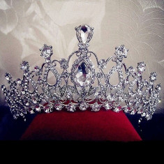 Diadema / coronita / tiara mireasa cu cristale tip Swarovski foto