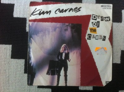 KIM CARNES Draw Of The Cards single disc 7&amp;quot; vinyl muzica pop rock 1981 EMI vg+ foto