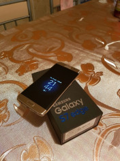Samsung Galaxy S7 Edge Gold foto