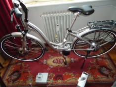 vand,numai in Oradea,bicicleta de dama,FLYER,electrica,completa,autonomie 80 km foto