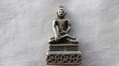 Miniatura Buddha Veche executata manual Splendida avand o patina minunata foto