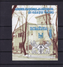 ROMANIA 2003 , LP 1608 , MUZEUL HARTILOR SI CARTII VECHI COLITA DANTELATA MNH foto