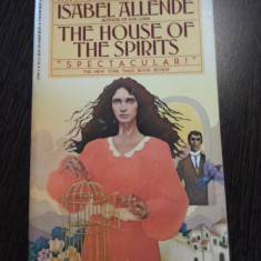 THE HOUSE OF THE SPIRITS - Isabel Allende - Bantam Books, 1986, 433 p.