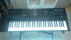 Vand orga yamaha motif xf 6 foto